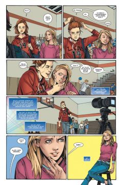 Supergirl - Being Super (3)